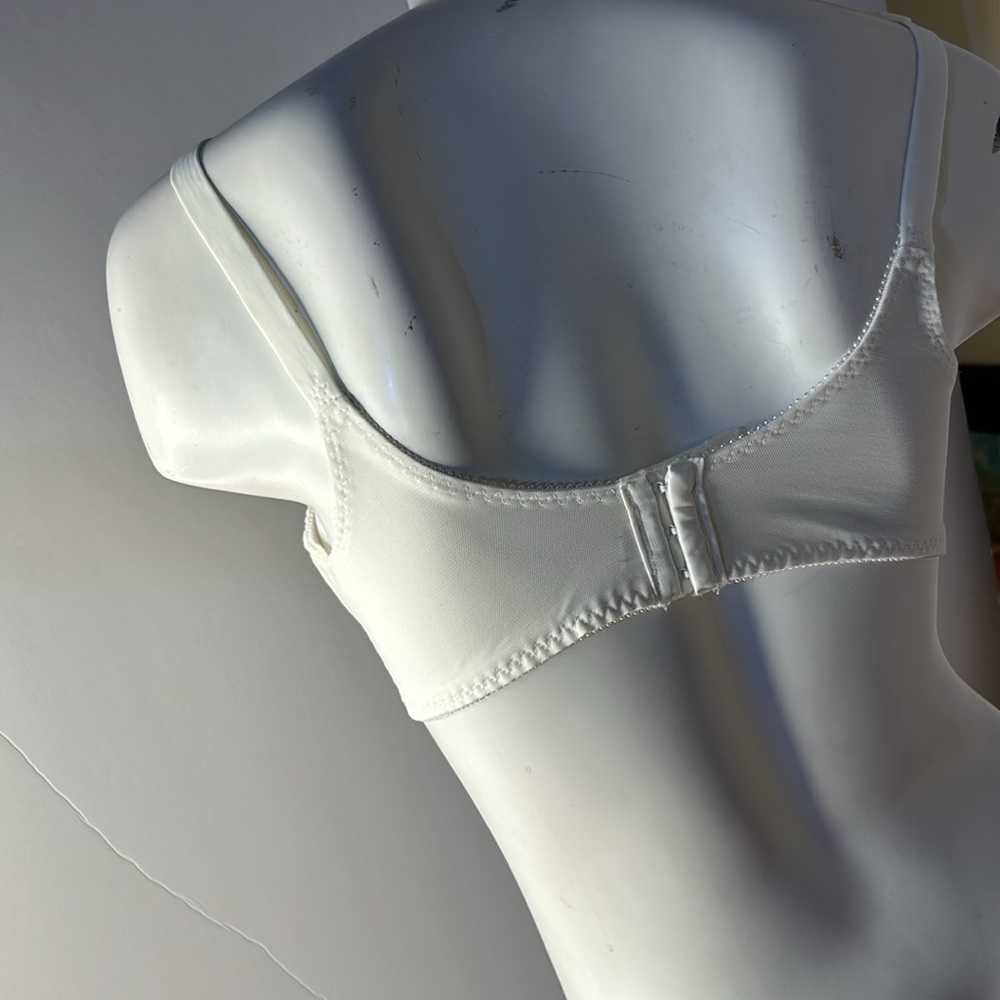 Bali®‎ Flower White Full-Figure Underwire Bra 0180 Sz 38C - Picture 10 of 16